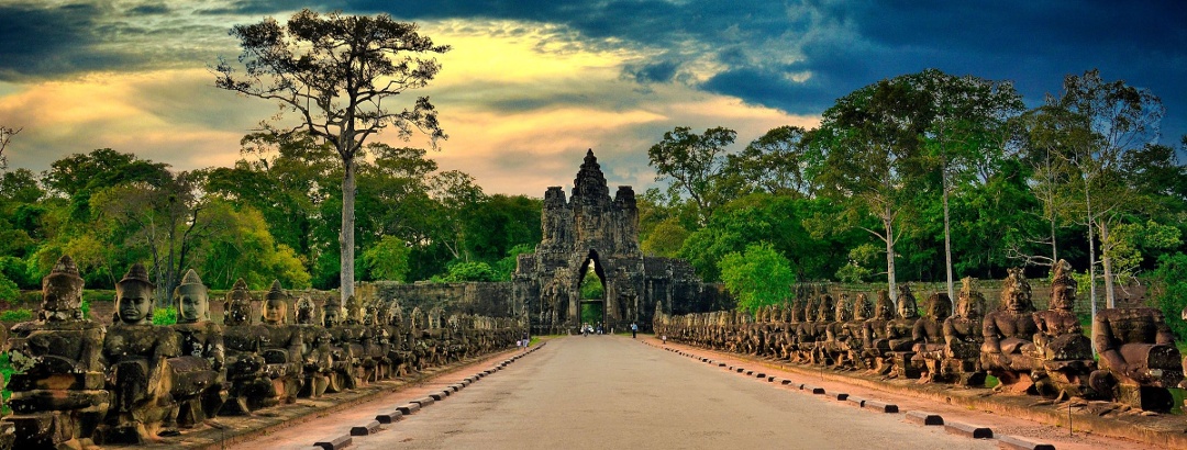 Tonle Om Gate (South Gate) in Krong Siem Reap, Kambodscha.